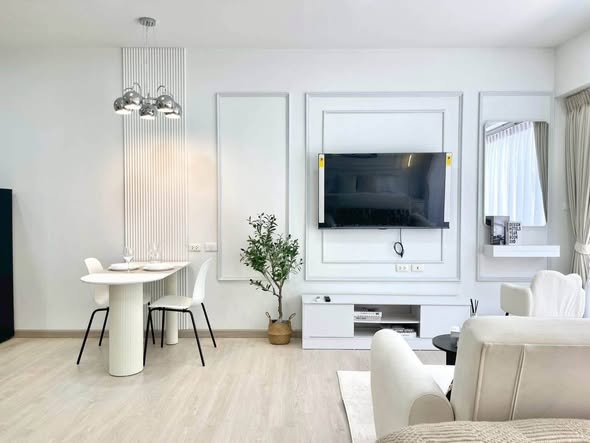 FOR RENT Apartment for Rent - Chic Condominium Karon Location: Karon, near Karon Beach and Kata Beach