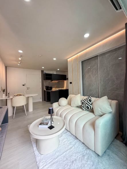 Ratchaporn Place Condominium (รัชพร เพลส คอนโดมิเนียม) – กะทู้, ภูเก็ต คอนโดพร้อมอยู่ ทําเลดี ใจกลางกะทู้ วิวสระว่ายน้ํา บรรยากาศร่มรื่น เดิ