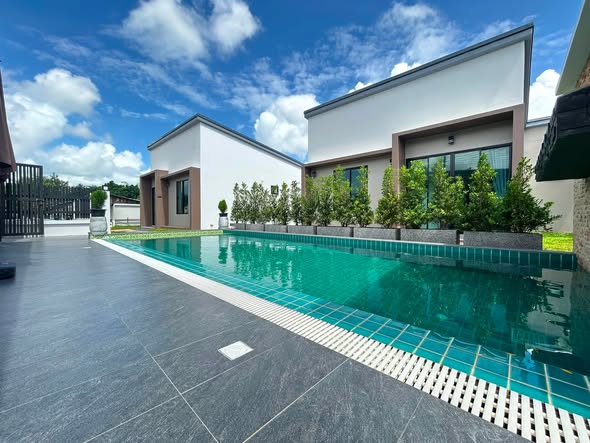 2 bedrooms House with share swimming Available from 5 August onwards 30,000 per month - 1 year contract По