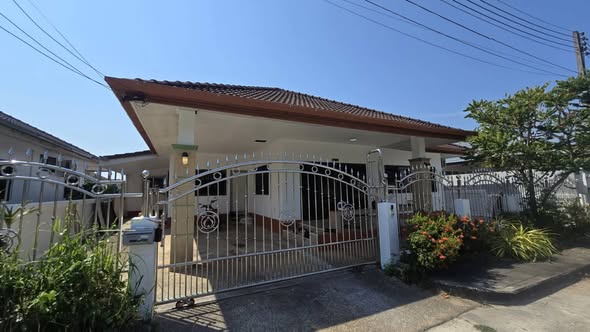 for Rent at Neramit 5 Village ค่าเช่าเพียง 28,000 บาท/เดือน Only THB 28,000/month 3 ห้องนอน | 3 Bedrooms 2 ห้องน้ํา | 2 Bathrooms แอร์ 3 เ