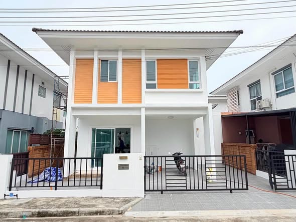 Available • Ready to Move In Move-in Terms • 2 Months Security Deposit • 1 Month Advance Rent Home Features • 3 Bedrooms • 2 Bathrooms • Sp