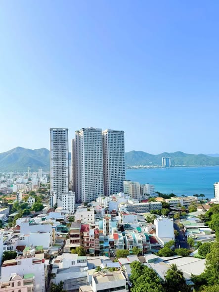 LVCC Cho thuê căn hộ 2 phòng ngủ Napoleon Nha Trang Ngay Đại học Nha Trang, vị trí thuận tiện, gần biển và đầy đủ tiện ích. Căn hộ gồm: 2 ph