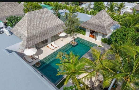 Anchan Tropicana 4BR 5BR 280,000 THB per month Location : Ready to move in For more information or to schedule a viewing, feel free to conta