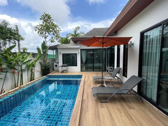 Город Пхукет, Таиланд · PRIVATE POOL VILLA | Chalong, Phuket Small Pets-Friendly | Tropical Living | Available Now Enjoy easy tropic