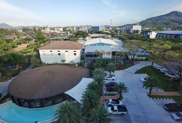 For Rent Comfortable and modern living in a prime Phuket location, perfect for long-term stays