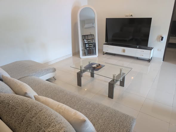 Apartment available short term from 25th July till 15th Oct Patong, Malin Plaza Area 16
