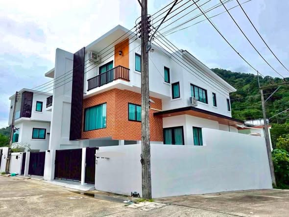 SPECIAL YEARLY OFFER Private Home Near Patong Beach Only 40,000 THB/month (1-Year Contract) Special price exclusively for tenants ready to m