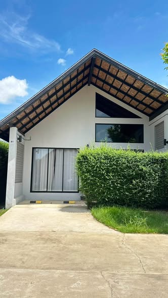 for Rent in Paklok, Thalang, Phuket** **Long-Term Rental Available** **20,000 THB/month** **1-year contract** **Payment Terms:** • 1 month