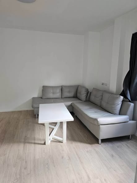for rent Location: Kathu | Patong 2 bedrooms | 2 bathrooms 3 Airs condition Fully furnished Free electrical appliances Price : 25,000 per