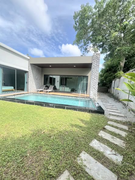 for rent with private pool Chalong area Price 65,000 per month 2 bedrooms 2 bathrooms Full furniture Pets case by case 10 minutes to BCIS