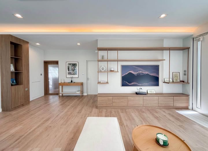 for Rent – Siwalee Rasada, Phuket Town Beautiful fully furnished home in a safe and peaceful gated community — perfect for families or pro