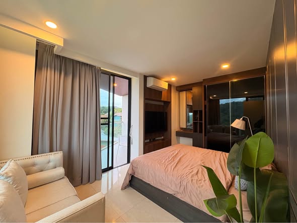 for Rent – Patong Comfortable sea view condo in a peaceful location, perfect for long-term living