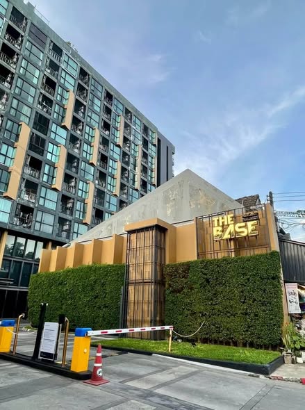For Rent The Base Height Phuket Available Now Phuket Town, Samkong Area Rental Price • 16,500 THB / Month (1-Year Contract) 2 months secur