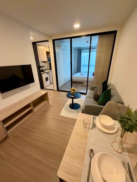 For Rent 20,000/month (1 year contract) - 2 months deposit + 1 month advance - WiFi included 1min Central Phuket 3mins HeadStart Internati
