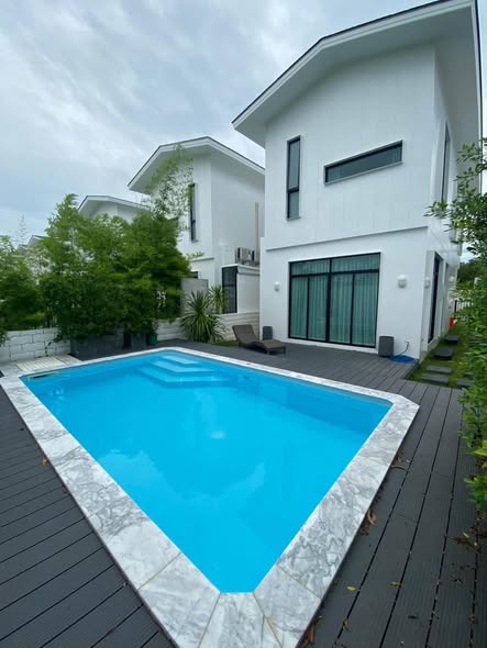 Mono Chalong 3 bedroom 3 bathroom 2 months deposit + 1 month advance Rental fee 65,000/month и ещё 6 1 5 Смотрет