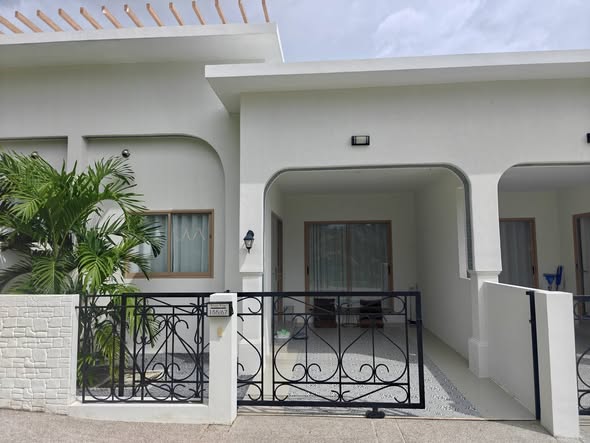 For rent】Tyssen Yamu 3 bedroom townhouse, Fully furnished with furniture and appliances 35000/month for long term rental Public swimming p
