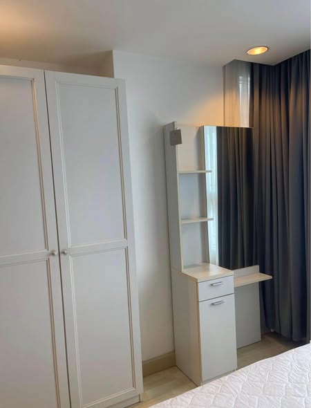Royal Place Condo, Phuket Town Special Hot Deal: only 10,000 THB / month Building2 Floor6 Located in the Pr