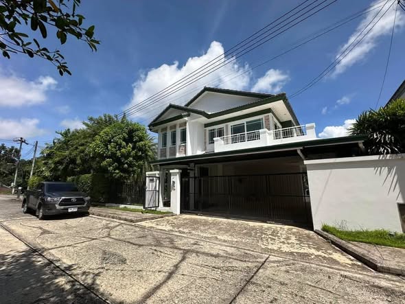 for rent in 88 Land and house hillside Chalong