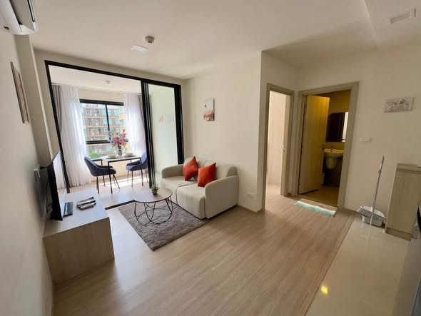 FOR RENT : DCONDO REEF Phuket ดีคอนโด รีฟ กะทู้ ภูเก็ต 23,000 บาท/เดือน Room Details • 1 Bedroom Plus • 1 Bathroom • Size: 34 SQ