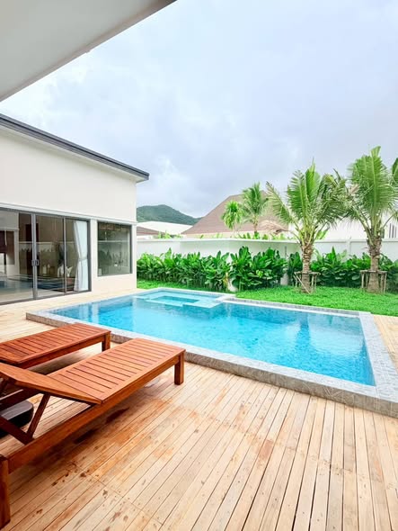 2BR Private Pool Villa | Manik -Thalang 90,000 THB/month 2 bedrooms | 2 bathrooms Private swimming pool & garden