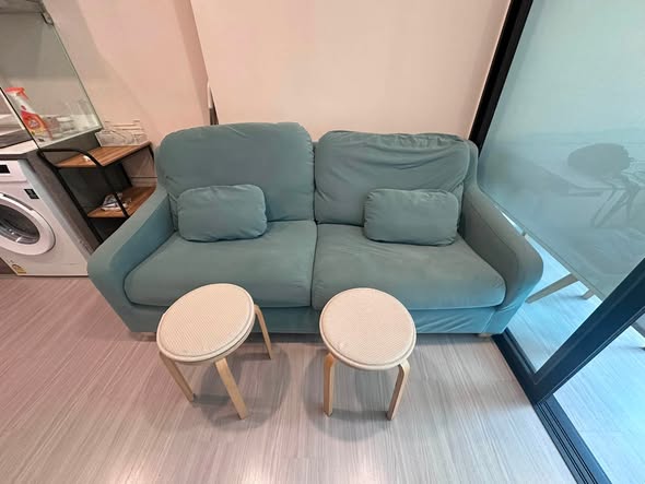 for rent Price: 13000 baht/month Ready to move in Co agent welcome 0m from BTS Chang Erawan 1 bed plus room Size: 35sqm Fully furnished El