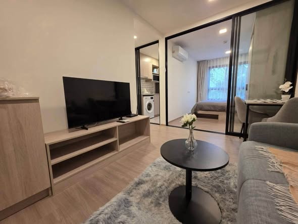 FOR RENT: The Base Bukit Phuket เดอะ เบส บูกิต ภูเก็ต 20,000 บาท/เดือน Wichit, Phuket Room Details • 1 Bedroom 1 Bathroom • Size: 30