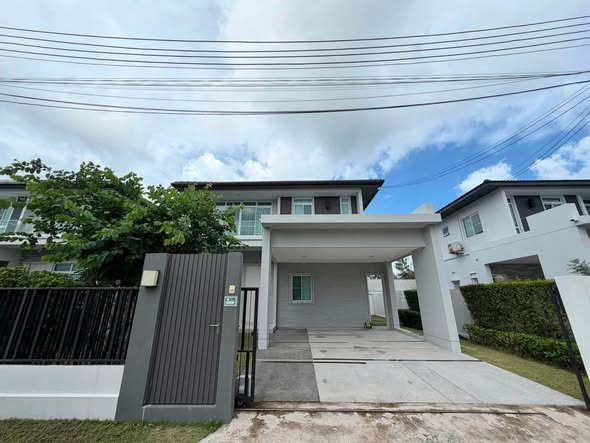 ию в Phuket Sales & Rental 5 июль в 14:18 · Siwalee Rasada - Detached House Headstart school BISP IKEA Samkong 75,000 Year Contract) 3 Bedro