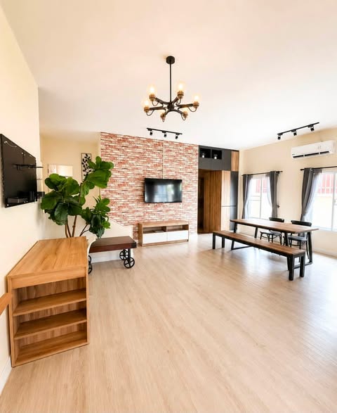 FOR RENT • Modern House Located in Wichit Phuket Rental Price: 45,000 THB/Month (1-Year Contract) Terms: 2 months deposit + 1 month in adv