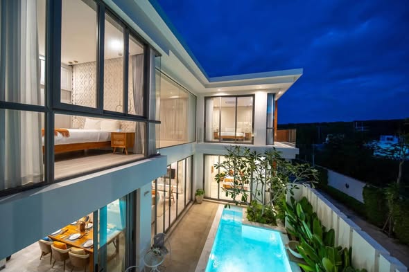 FOR RENT | PRIVATE POOL VILLA PHUKET Modern Style | Pasak , Bangtao 130,000 THB/month (Annual Contract) 4 Bedrooms | 4 Bathrooms Spacious