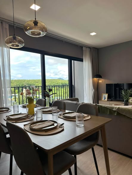 Brand New Condo – 2BR 2BA (60