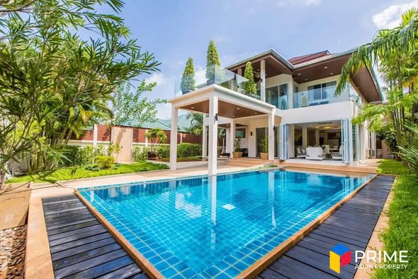 for Rent 130,000 Thb per month with 1 year contract Villa Details: • 4 Bedrooms • 5 Bathrooms • Fully furnished • Towels and Linens set •