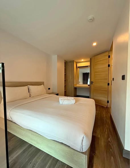 for rent at Utopia Loft – Phuket Location: Utopia Loft, Rawai, Phuket Price: 20,000 bath per month Studio 1 Bathroom Size: 37 Sq