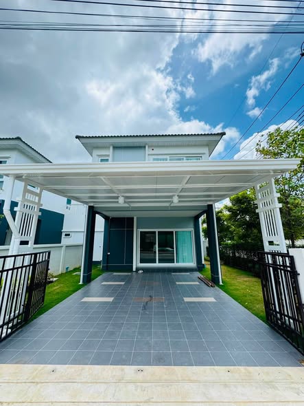 for Rent – Ready to Move In