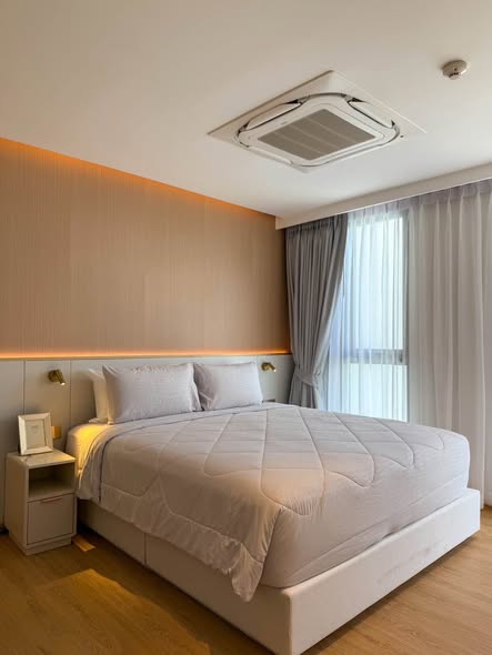 for Rent The AQUA Luxury Waterfront Residences | Boat Avenue, Bangtao Beautiful Lake View Experience elegant waterfront living in one of P