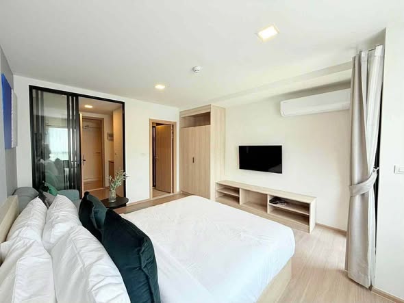 for rent - The Base Bukit Location : Wichit 1 Bedroom, 1 Bathroom 1 kitchen Building C , 3rd Floor Ready to Move in Free Internet Rental P