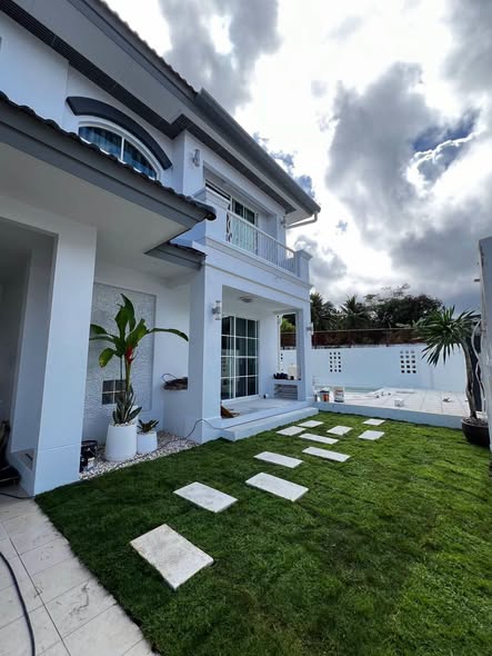 for Rent | Land & Houses Park, Phuket Available from 25 September Prime Location * Land & Houses Park * Near BCIS International School * R