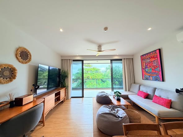 for Rent | Laguna Beachside, Phuket Rental Price: 100,000 THB/month Long-term Lease: 1 Year Property Features • Fully Furnished & Ready to
