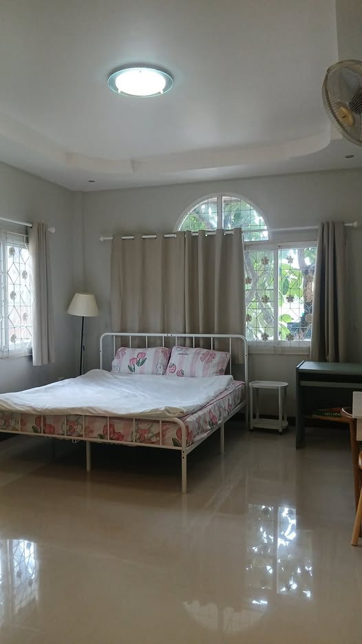 for Rent Sinsuk Thanee Village, Thalang Near Robinson Thalang / Bangtao / Cherngtalay Wide parking, quiet and safe area Short-term & long-