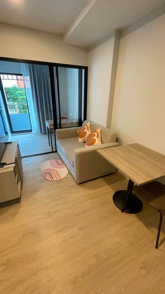 В аренду The Cube Amaze Phuket Владелец арендует (готов принять агента) Близко к Robinson Talang Будинок B, 3-й этаж, 34 кв.м. 1 спальня, 1