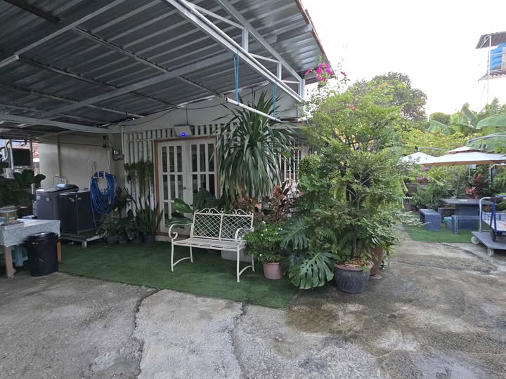 for rent 💯29,000baht per month ✅️2bedrooms ✅️1bathroom ✅️1living room&kitchen ✅️Fully furnished ✅️Free Wifi ✅️Car park 📍Location:Near Me