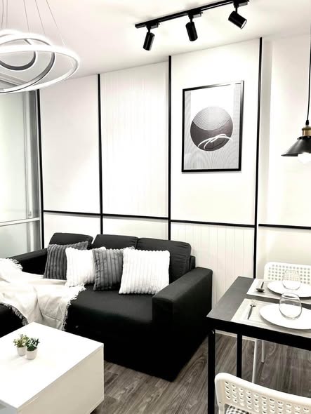 а Phra Phuket Kaew Road, Ratsada, Phuket, Phuket 83000, Таиланд Dekon Condo Krathu Patong 12 000 бат в месяц 2 месяца депозит 1 месяц · Пока