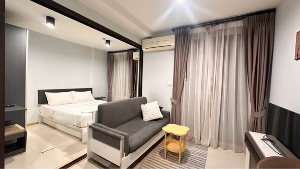 for Rent – Phuket Special Price– situated on the 7th floor , Pool View Unit Room Details • 1 Bedroom | 1 Living Room | 1 Bathroom • 2 Air