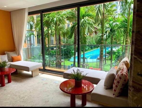 Direct owner welcome co agent The Base Rise condo by Sansiri Close to Central (25 sq