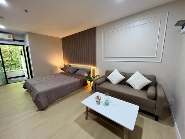 For Rent Move-in Ready | Great Location in Phuket Town Unit F404, 4th Floor 30 sq