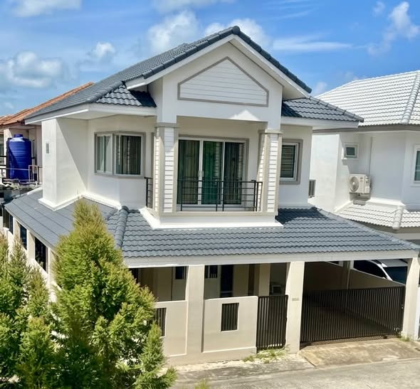 for Rent – Phanason City 2-Storey Detached House – Ready to Move In 3 Bedrooms 3 Bathrooms Rental Price: THB 37,000/month Brand-new furnit