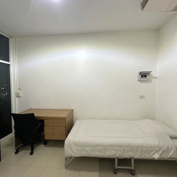 บ้านตามสภาพศรีสุชาติ3 เอเจ้น คอม 3% ขายตามสภาพ | หมู่บ้านศรีสุชาติ 3 รายละเอียดบ้าน พื้นที่ 27 ตร.ว. 2 ห้องนอน 1 ห้องน้ํา ราคา 2,790,000 บาท