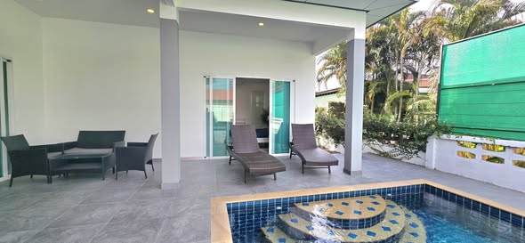 for rent in Rawai, Phuket ✨ PROPERTY HIGHLIGHTS: 🏊♂️ Private Swimming Pool with outdoor shower 🍽️ Western Kitchen 🌿 Landscaped tropica