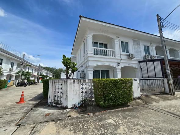 for rent Chalong 3bedroom 2bathroom 35,000thb/month 1year contract 2month deposit 1month advance wifi, electricity and water NNy Показать