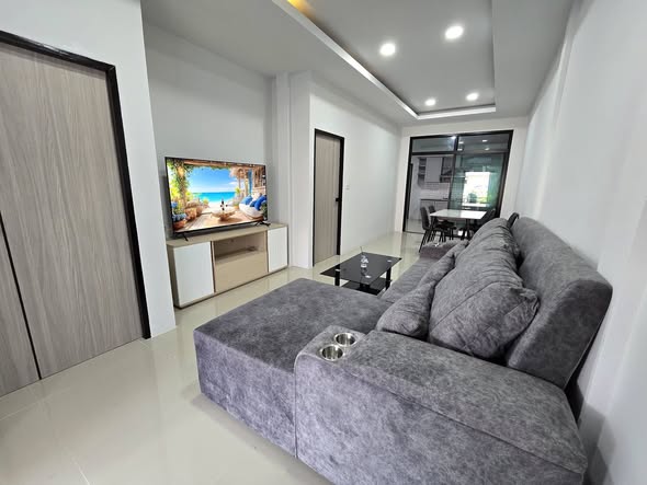 for rent near Robinson Lifestyle Chalong & Oak Meodow School