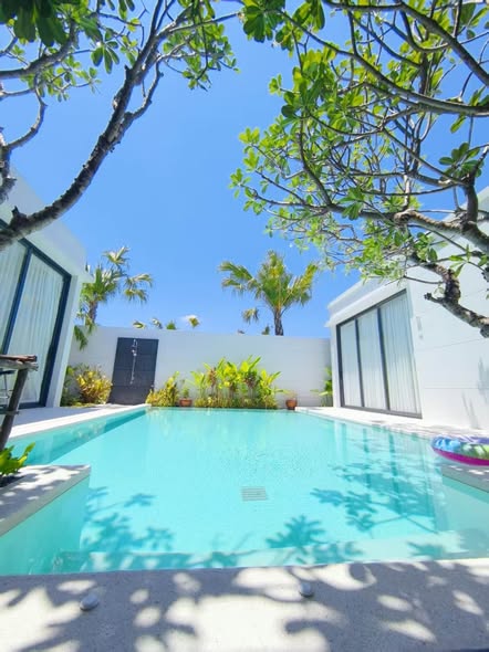 FOR RENT MOUANA RESIDENCE KO KAEO Refined 4-Bedroom Luxury Pool Villa An Exceptional Family Residence | 3-Minute Walk to British Internati